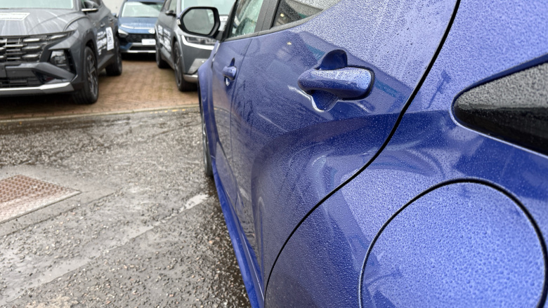 Toyota Yaris 1.5 Hybrid Design 5dr CVT Hybrid Hatchback